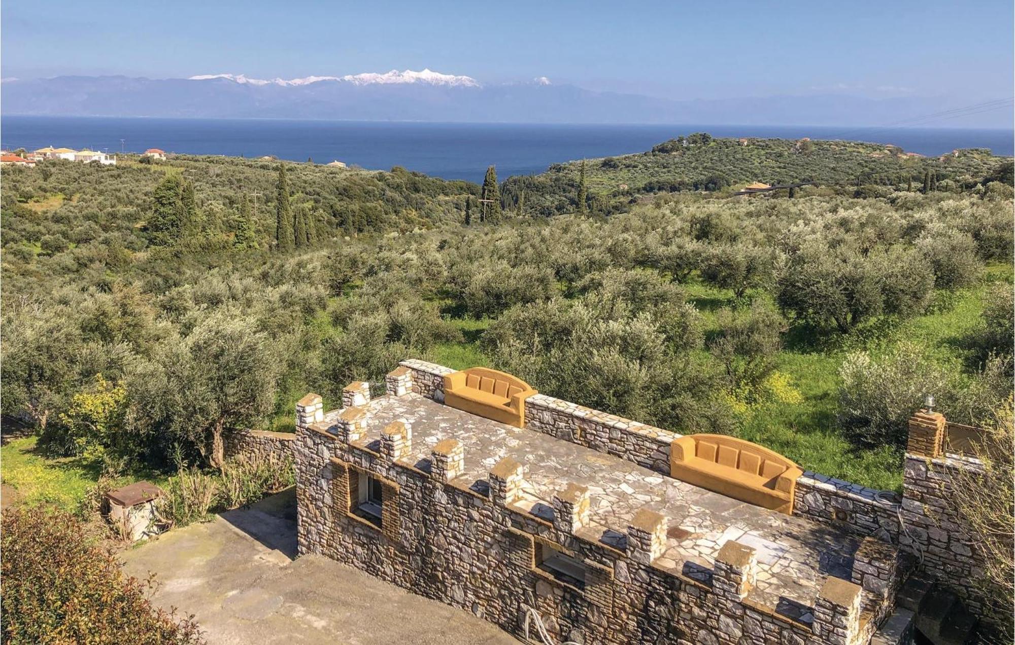 Amazing Home In Koroni With Wifi ภายนอก รูปภาพ