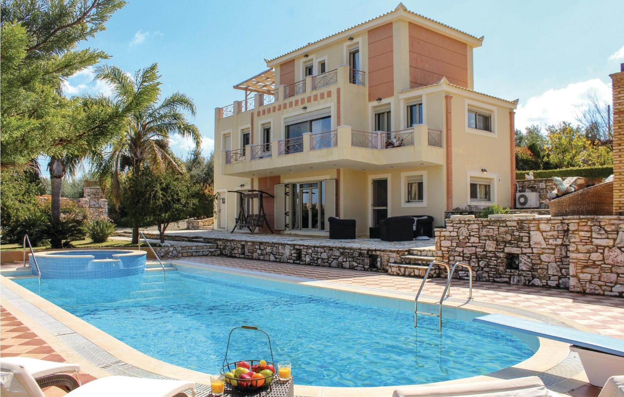 Amazing Home In Koroni With Wifi ภายนอก รูปภาพ