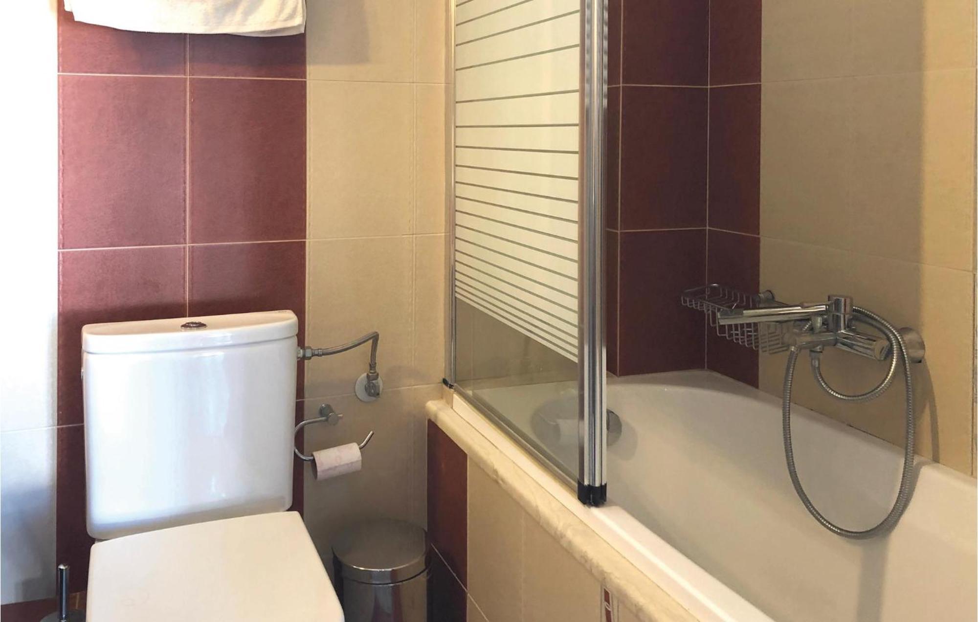 Amazing Home In Koroni With Wifi ภายนอก รูปภาพ