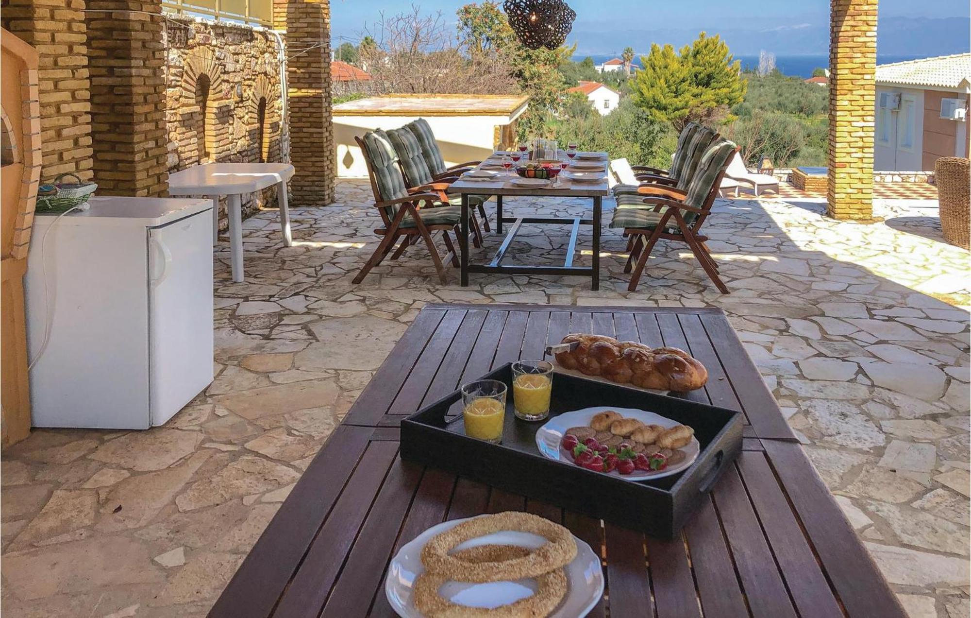 Amazing Home In Koroni With Wifi ภายนอก รูปภาพ