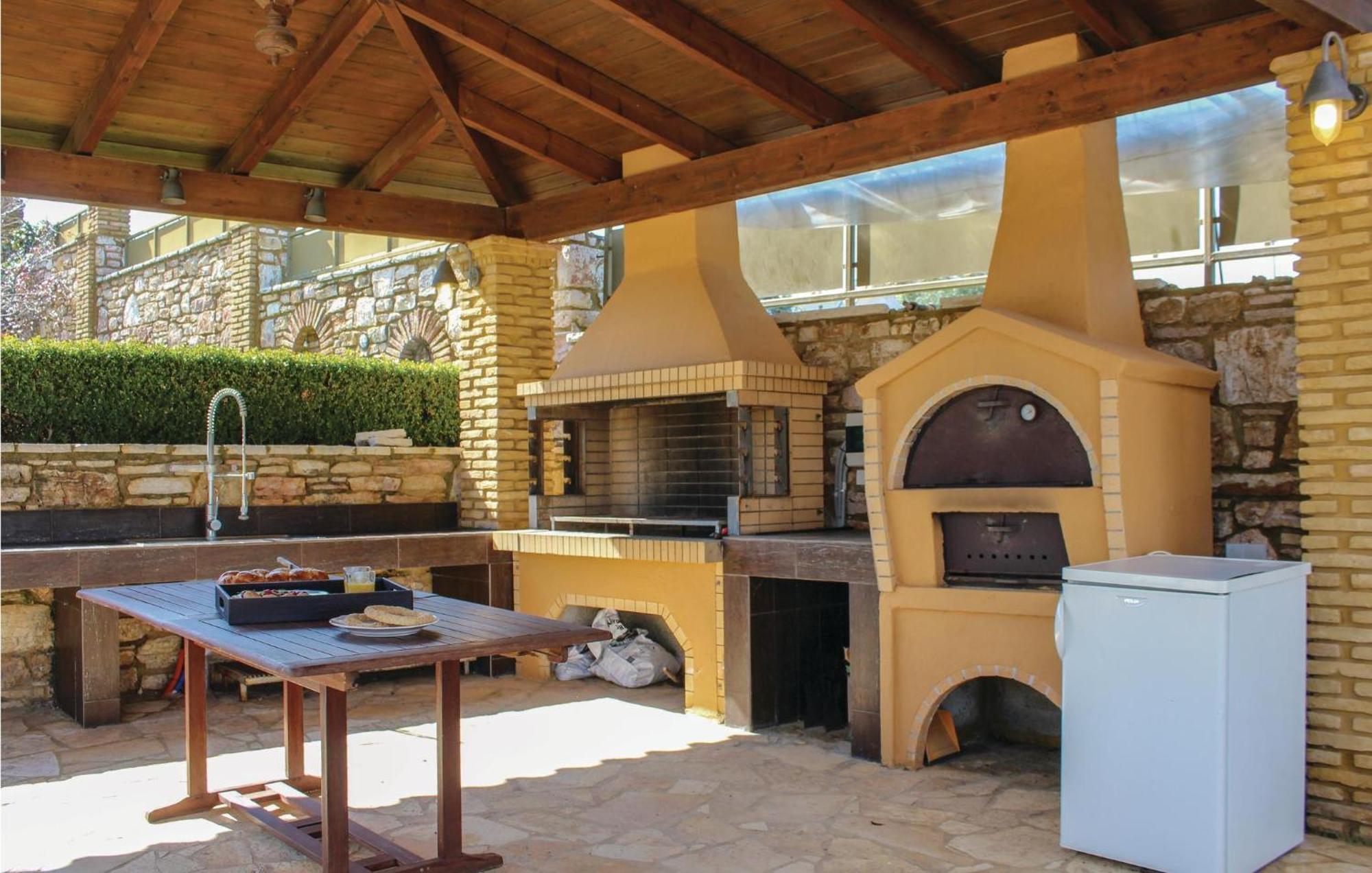 Amazing Home In Koroni With Wifi ภายนอก รูปภาพ
